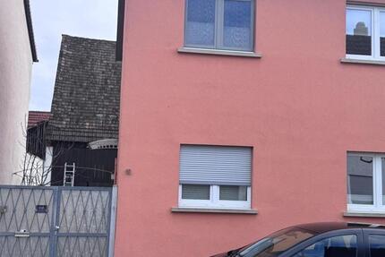 Haus Hockenheim - 4 Zimmer, 100 m&sup2;, 520.000&euro; | Angebot:25045751