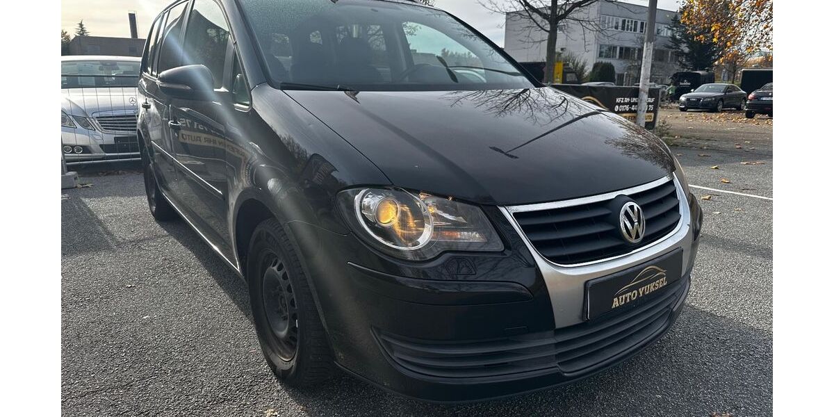 VW Touran 304.000 km 1.590 &euro; Heppenheim 64646