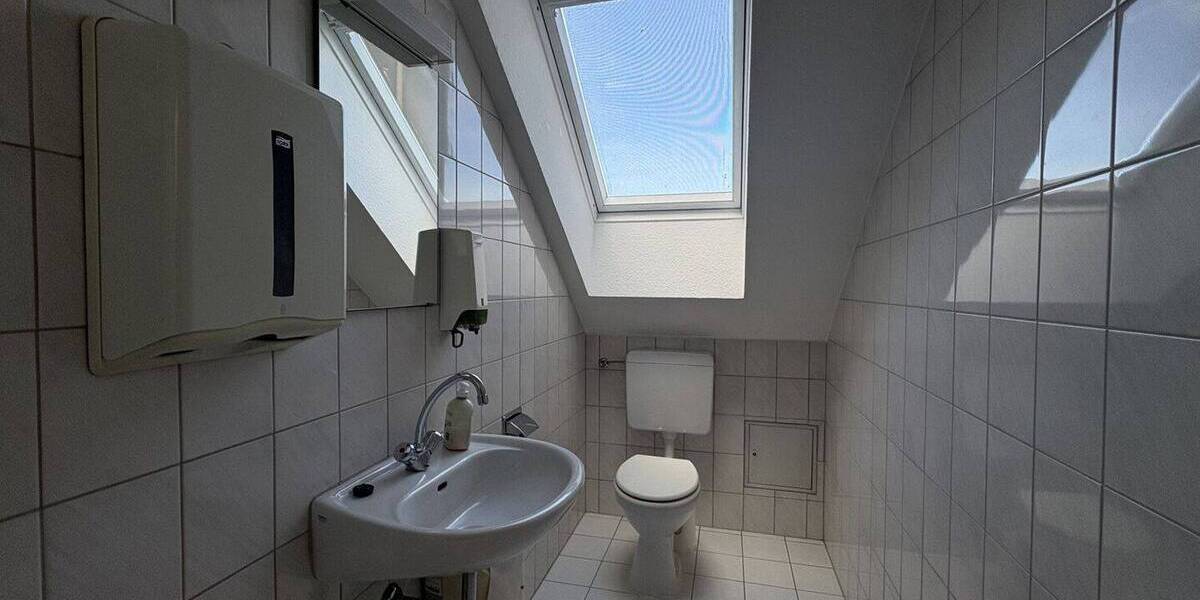 Gewerbeobjekt Rimbach - 5 Zimmer, 200 m&sup2;, 2.000&euro; | Angebot:26798495