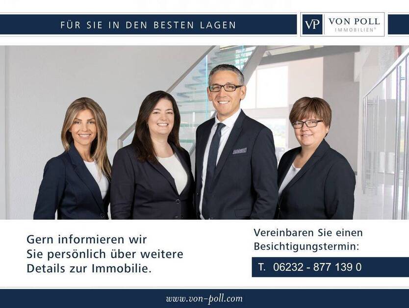 Dachgeschoss-Wohnung mit Sichtgebälk, Aufzug und großem Balkon