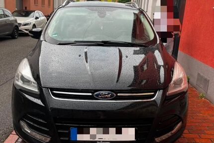Ford Kuga 137.000 km 10.700 &euro; Philippsburg 76661