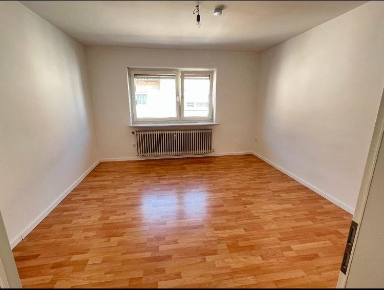 Erdgeschoßwohnung Ludwigshafen am Rhein Ludwigshafen-Oggersheim - 3 Zimmer, 96 m&sup2;, 1.290&euro; | Angebot:26215714