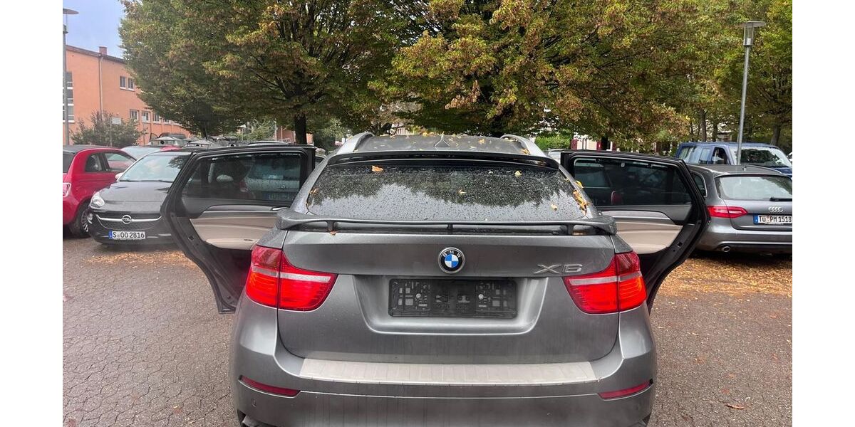 BMW X6 199.999 km 12.500 € Mannheim 68169