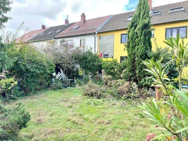 Reihenmittelhaus Mannheim Rheinau - 6 Zimmer, 249 m&sup2;, 375.000&euro; | Angebot:25567373