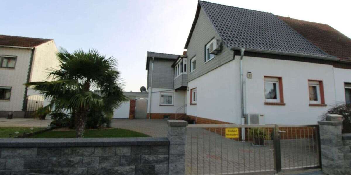 Haus zum Kaufen in Ludwigshafen am Rhein 450.000 € 180.28 m² 6 zimmer