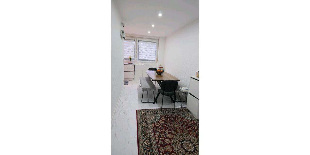 Etagenwohnung Wiesloch - 4.5 Zimmer, 100 m&sup2;, 2.000&euro; | Angebot:26386613