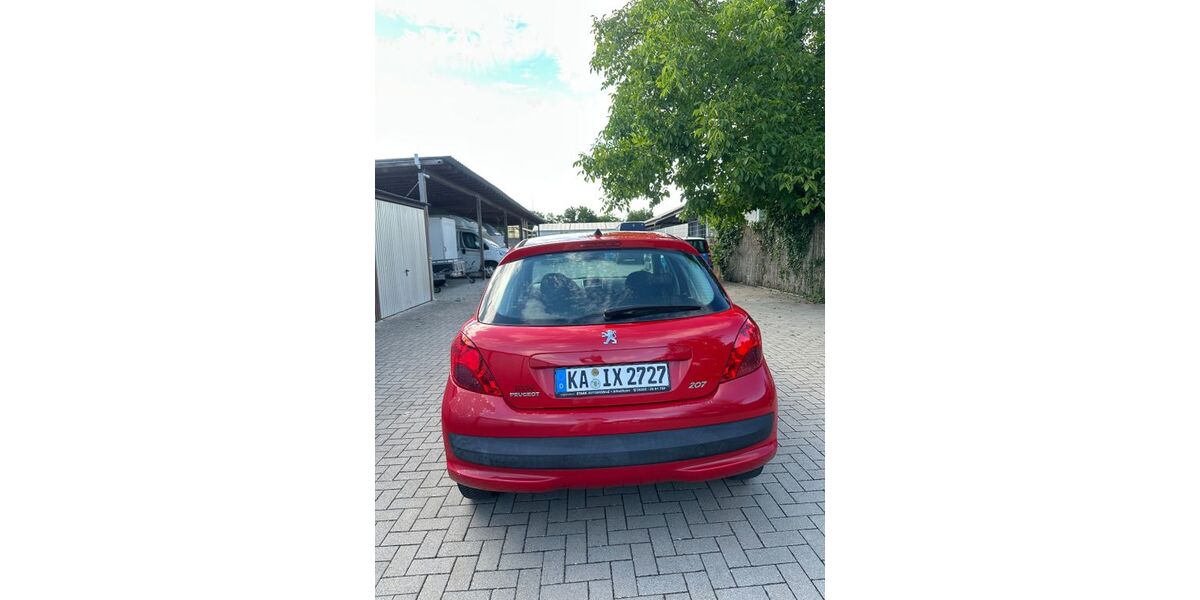 Peugeot 207 183.500 km 1.700 &euro; Philippsburg 76661