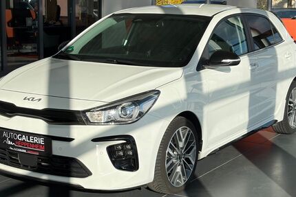 Kia Rio 98.000 km 13.900 &euro; Heppenheim 64646