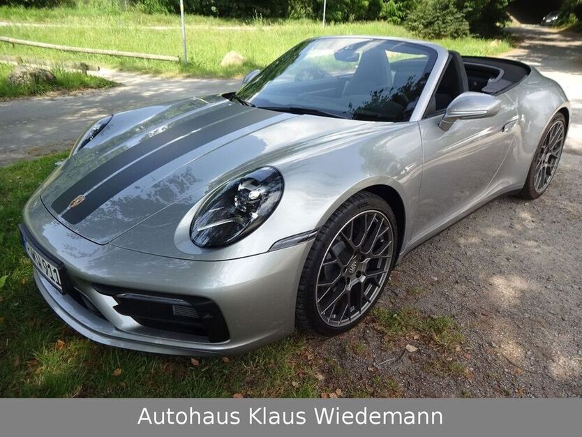 992