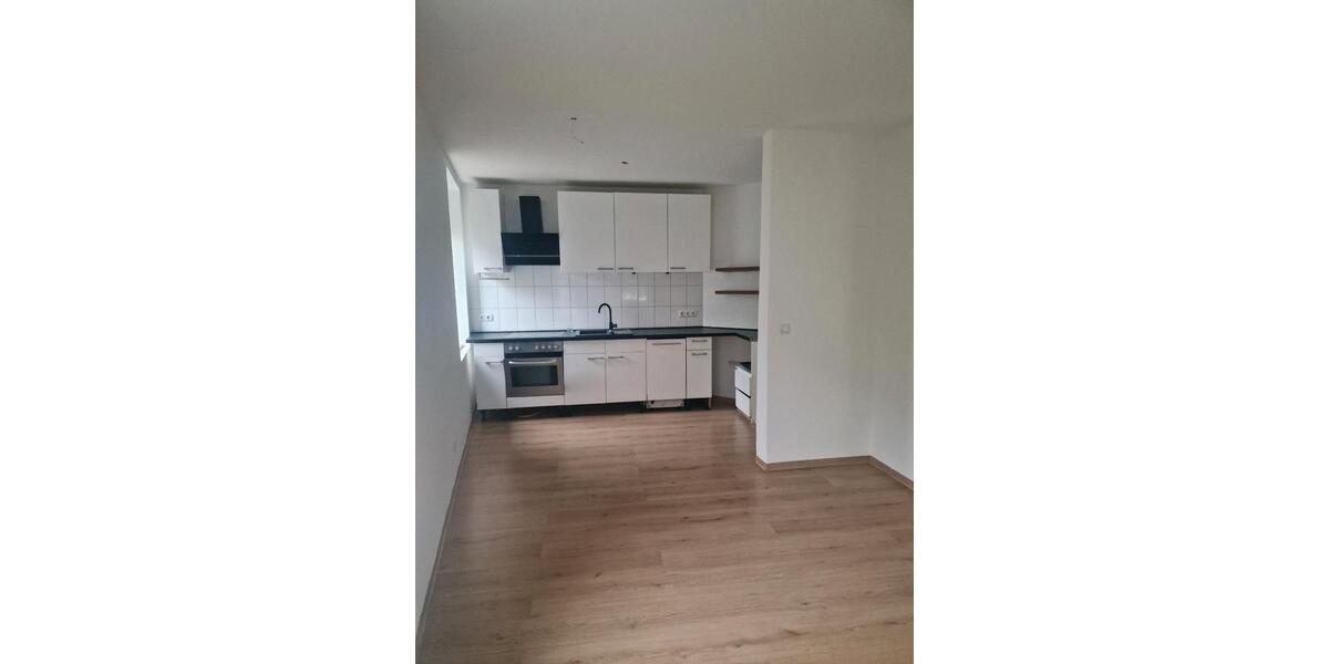 Erdgeschoßwohnung Weinheim - 3 Zimmer, 63 m&sup2;, 1.130&euro; | Angebot:26531685