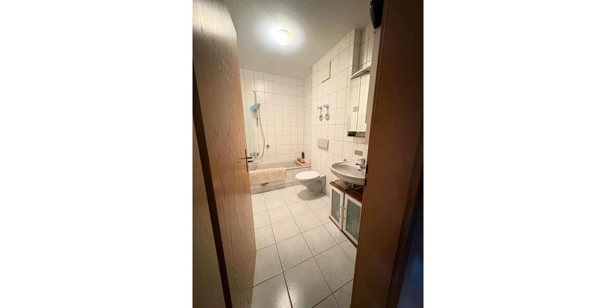 Etagenwohnung Heppenheim (Bergstraße) - 2 Zimmer, 60 m&sup2;, 900&euro; | Angebot:26425615
