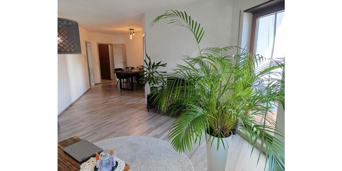 ObjNr:19746 - Wunderschöne und licht durchflutete 4 Zimmer ETW in zentraler Lage von Leimen - Etagenwohnung Leimen | Angebot:22894112