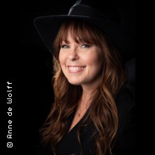 Katie Freudenschuss - One-Woman-Show 08.10.2026 SCHATZKISTL – Theater . Kabarett . Club - Im Leonardo Royal Mannheim