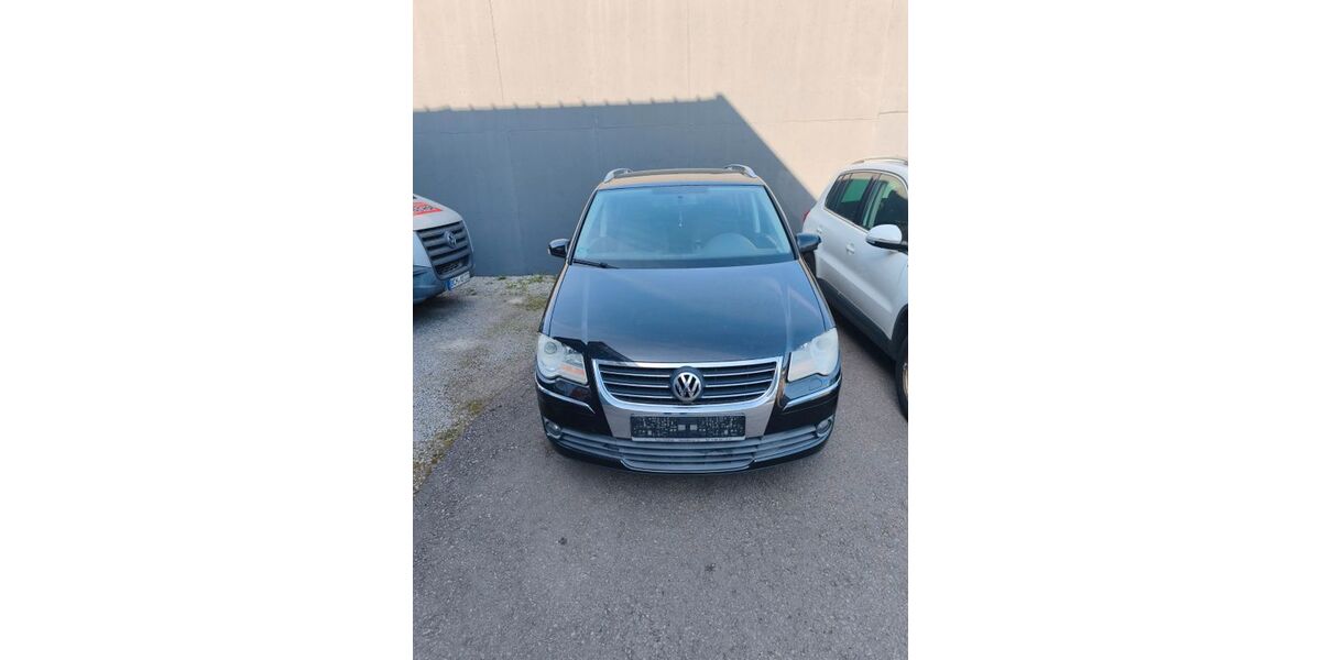 VW Touran 306.000 km 3.099 &euro; Dielheim 69234