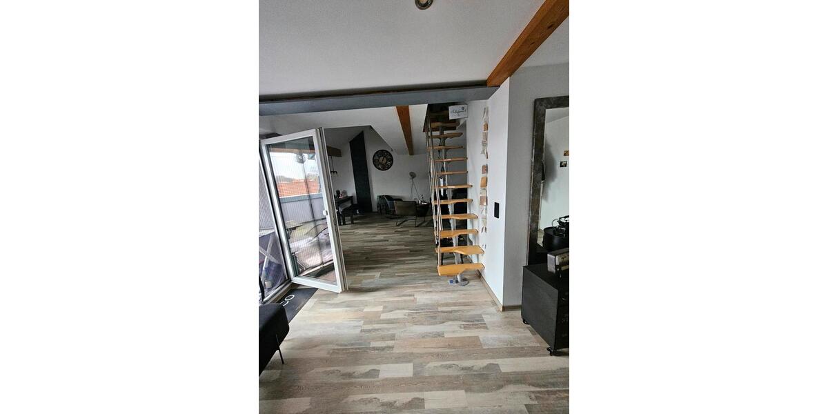 Maisonettenwohnung Ludwigshafen am Rhein Ludwigshafen-Hemshof - 3 Zimmer, 92 m&sup2;, 1.300&euro; | Angebot:25255648