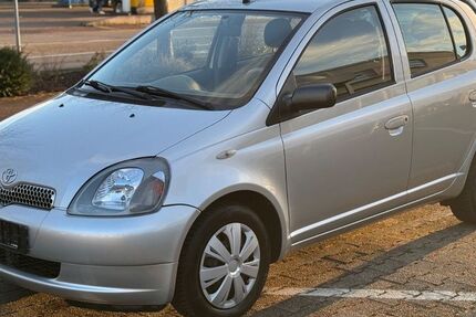 Toyota Yaris 119.000 km 3.490 € Östringen 76684