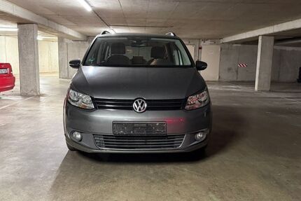 VW Touran 199.000 km 5.499 &euro; WEINHEIM 69469