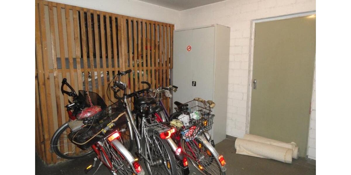 Etagenwohnung Viernheim - 2 Zimmer, 81 m&sup2;, 210.000&euro; | Angebot:26476935