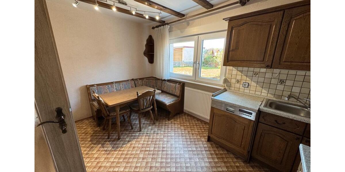 Einfamilienhaus Sinsheim - 9 Zimmer, 184 m&sup2;, 649.000&euro; | Angebot:26897390