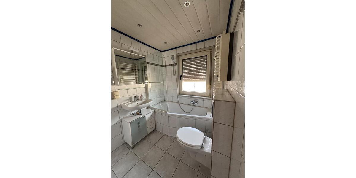 Etagenwohnung Heppenheim (Bergstraße) - 3 Zimmer, 79 m&sup2;, 1.300&euro; | Angebot:26634047
