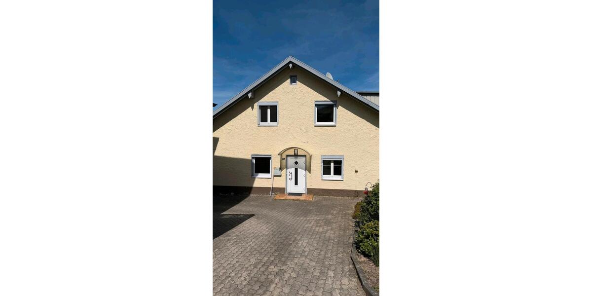 Etagenwohnung Eberbach - 3 Zimmer, 110 m&sup2;, 800&euro; | Angebot:26320168