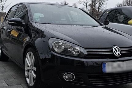 VW Golf 208.000 km 5.500 &euro; Sinsheim 74889