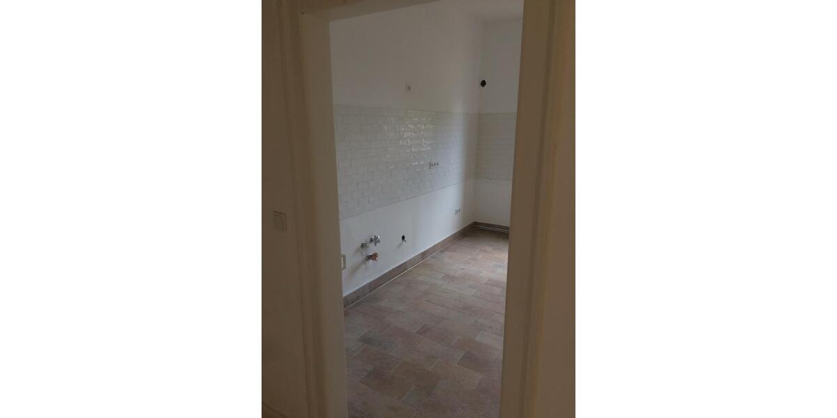 Etagenwohnung Edingen-Neckarhausen Neu-Edingen - 4 Zimmer, 110 m&sup2;, 1.400&euro; | Angebot:26373750