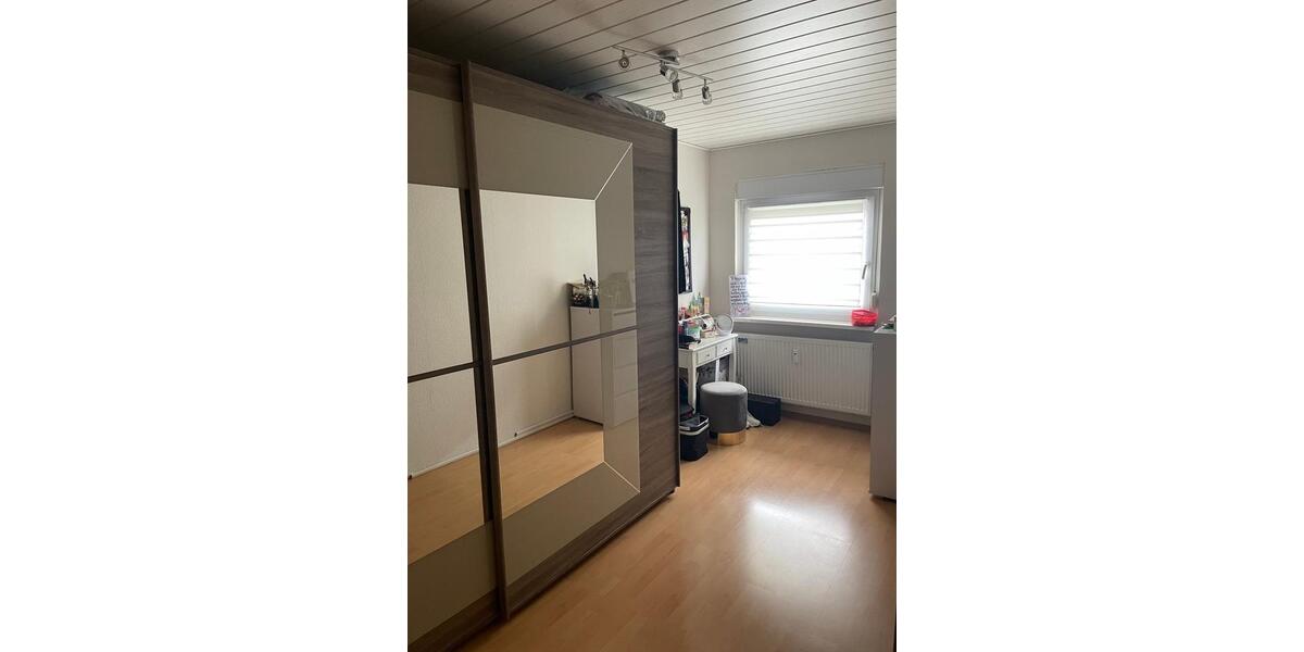 Doppelhaushälfte Sinsheim - 7 Zimmer, 155 m&sup2;, 337.000&euro; | Angebot:26383735