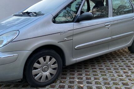 Citroen Xsara Picasso 146.000 km 799 &euro; Lorsch 64653