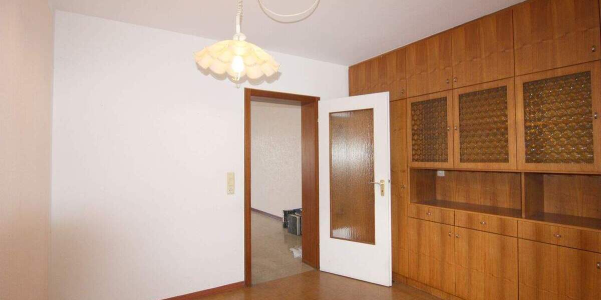 Reihenmittelhaus Walldorf - 8 Zimmer, 239 m&sup2;, 568.000&euro; | Angebot:25567401