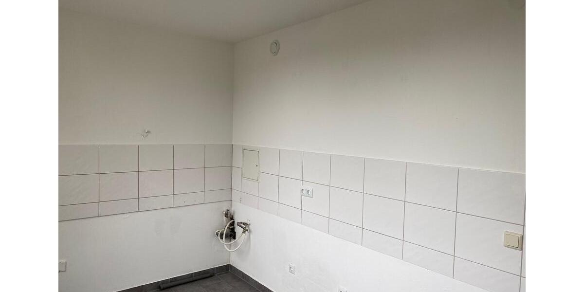 Etagenwohnung Ludwigshafen am Rhein Ludwigshafen-Hemshof - 4 Zimmer, 81 m&sup2;, 215.000&euro; | Angebot:26505425