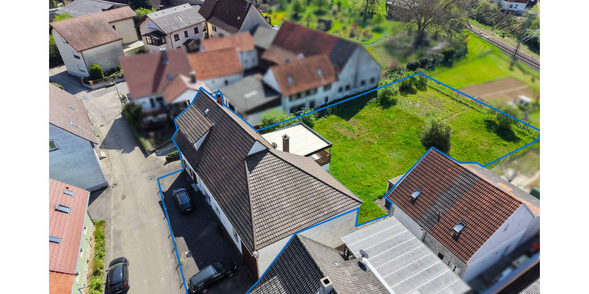 Einfamilienhaus Sinsheim / Steinsfurt Steinsfurt - 8 Zimmer, 243 m&sup2;, 489.000&euro; | Angebot:26389295