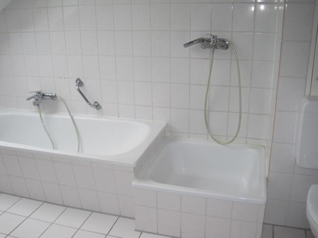 Etagenwohnung Mannheim Rheinau - 2 Zimmer, 75 m&sup2;, 735&euro; | Angebot:26306342