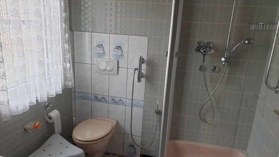 Provisionsfrei* Freist. Einfamilienhaus begehrte Lage, Bj. 196780, ca. 215 qm, 604 qm, Wintergarten - Einfamilienhaus Wiesoch | Angebot:27079554