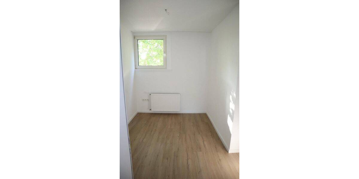 Etagenwohnung Ludwigshafen Friesenheim/Nord - 4 Zimmer, 80 m&sup2;, 1.200&euro; | Angebot:26908856