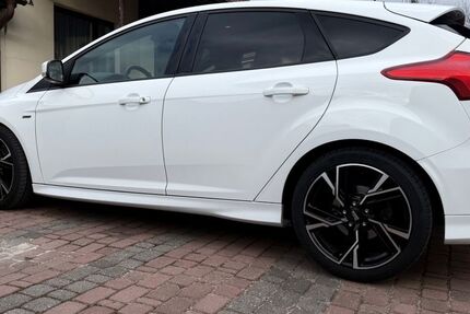 Ford Focus 149.000 km 9.100 &euro; Angelbachtal 74918