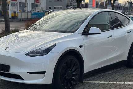 Tesla Model Y 12.900 km 39.900 &euro; Östringen 76684