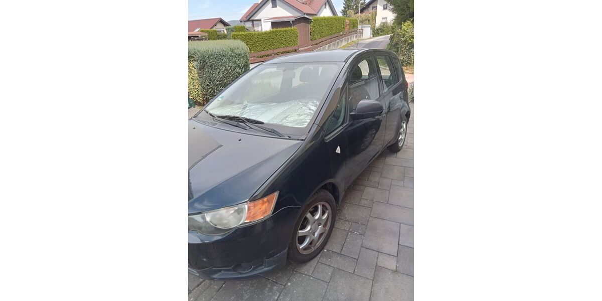 Mitsubishi Colt 144.000 km 3.200 &euro; Mörlenbach 69509