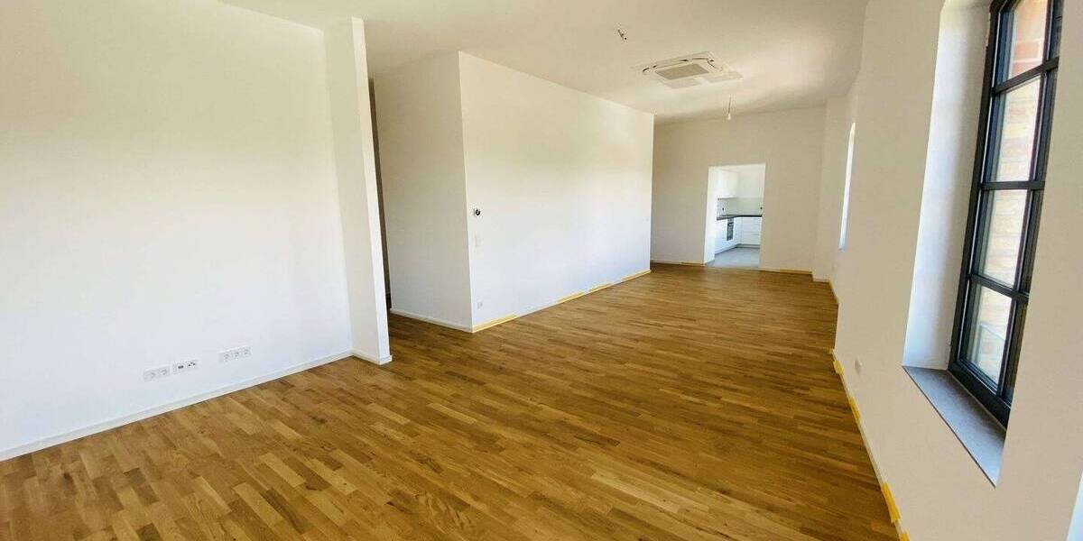 Elegante & moderne 4 ZKB-Wohnung, teilklimatisiert mit Einbauküche, nähe MMT Campus & UMM 4 zimmer