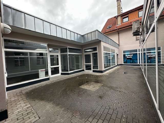 Büro in Sinsheim 1.100 € 146 m² zimmer