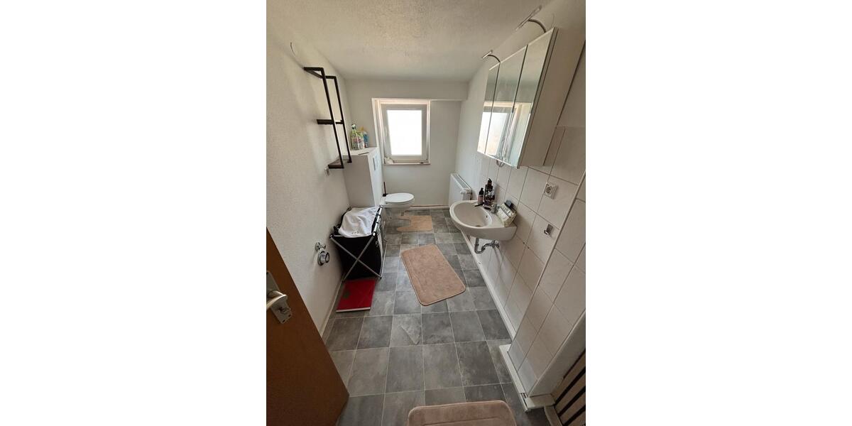Dachgeschoßwohnung Mannheim Niederfeld - 2 Zimmer, 65 m&sup2;, 700&euro; | Angebot:26164662