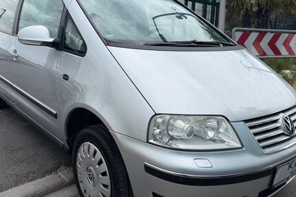 VW Sharan 272.000 km 3.900 &euro; Mannheim 68199