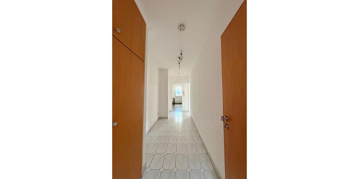 Etagenwohnung Sinsheim - 3 Zimmer, 75 m&sup2;, 205.000&euro; | Angebot:27004510