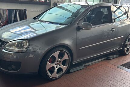 VW Golf 171.000 km 4.100 &euro; Ketsch 68775