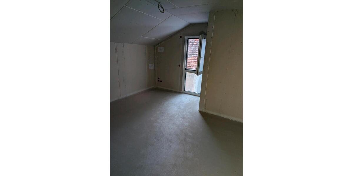 Etagenwohnung Sankt Leon-Rot Rot - 4.5 Zimmer, 107 m&sup2;, 1.650&euro; | Angebot:24481901