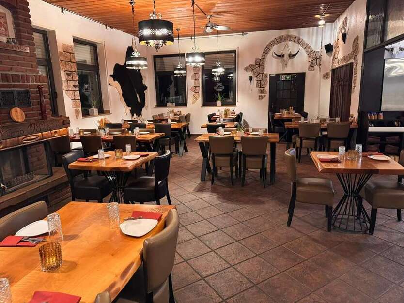 Gastronomie in Ludwigshafen am Rhein 2.400 € 230 m²