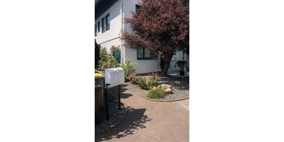 Moderne, vollmöblierte Erdgeschosswohnung – barrierefrei 2 zimmer