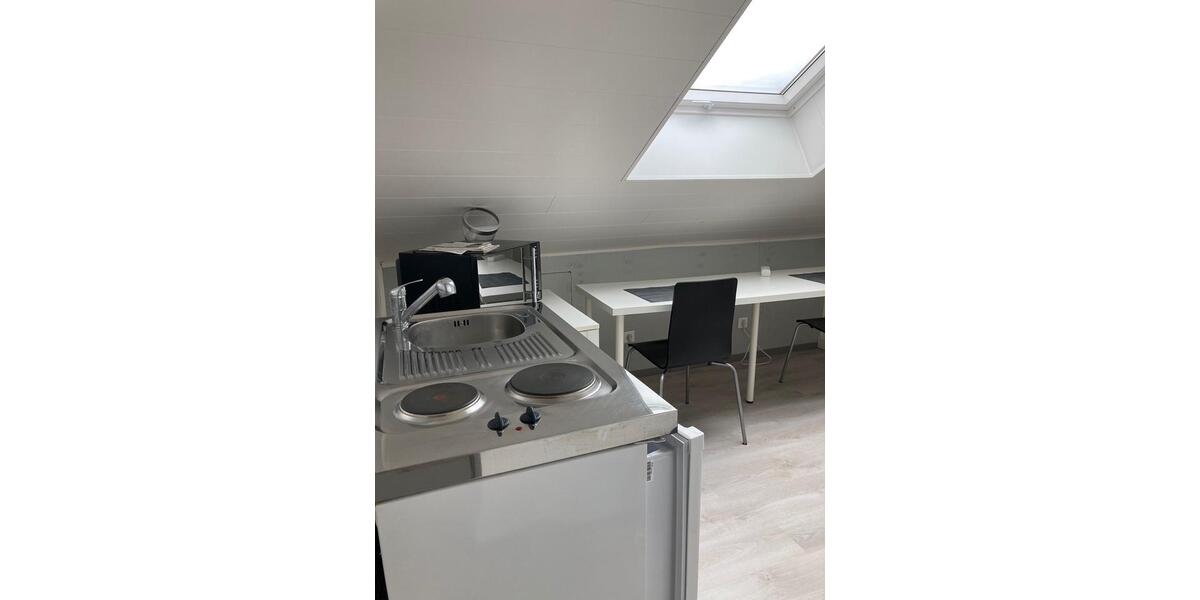 Dachgeschoßwohnung Heddesheim - 1 Zimmer, 27 m&sup2;, 580&euro; | Angebot:25995010