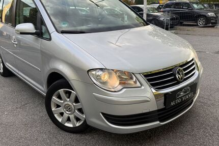 VW Touran 208.000 km 3.590 &euro; Heppenheim 64646