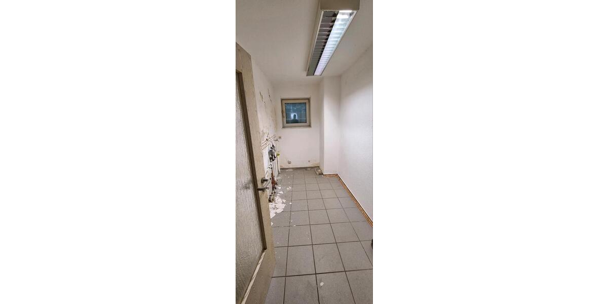 Sanierungsbedürftig Souterrain Wohnung in Mutterstadt 3 zimmer